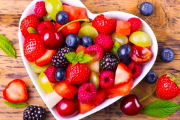 Фрукты, ягоды. Фото: YouTube