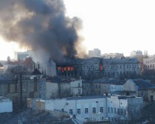 Масштабный пожар в Одессе. Фото: Думская