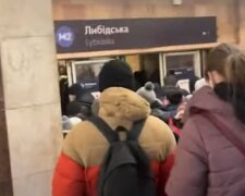 Станція метро у Києві. Фото: скріншот YouTube-відео