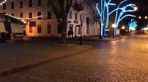 Ночная Одесса. Фото: скриншот YouTube