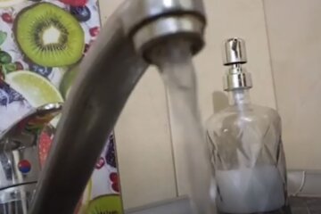 Вода. Фото: скріншот YouTube-відео