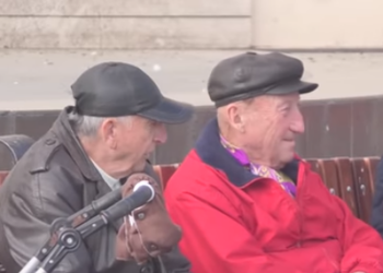 Пенсіонери. Фото: скріншот YouTube-відео