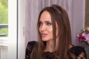Анджелине Джоли - 45: малоизвестные факты из жизни актрисы. Фото: скриншот YouTube