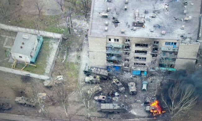 Розбита техніка окупанта. Фото: операція об'єднаних сил