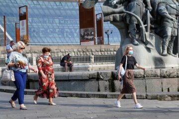 Расслабляться не стоит: Киев может вылететь из "зеленой" зоны в любой момент