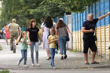 Люди. Фото: скриншот YouTube-видео