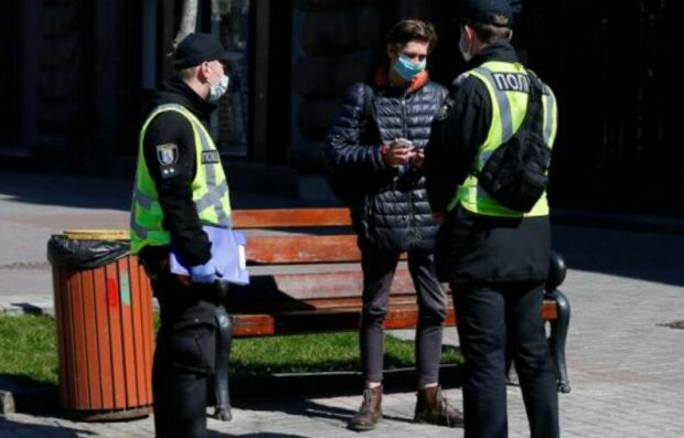 Могут останавливать без причины: киевлян предупредили, начались рейды полиции