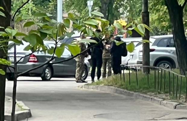 У ТЦК з'явився новий метод мобілізації всіх, хто має машину. Фото: Telegram