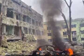 РФ завдала удару по пологовому будинку і лікарні. Фото: скріншот Telegram-відео