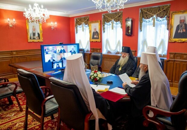 Священний Синод УПЦ вперше провів засідання у дистанційному форматі у Києво-Печерській лаврі
