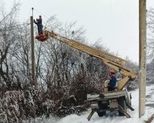 Відключення світла, ремонт, пошкодження.. Фото: Telegram