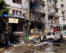 Наслідки удару рф по Павлограду: пошкоджена багатоповерхівка та пожежа
