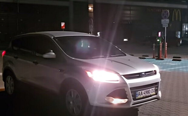 Машина. Фото: скриншот YouTube-видео.