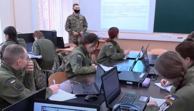 Военные ВСУ. Фото: скриншот YouTube-видео