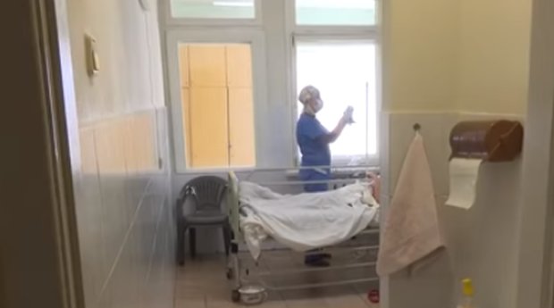 В Украине  коронавирусом заболели 1308 человек. Фото: скриншот Youtube