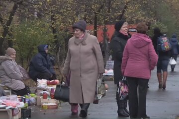 Пенсионеры в Украине. Фото: YouTube, скрин