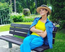 Катя Осадчая показала романтику на отдыхе, "засветив" своего мужа