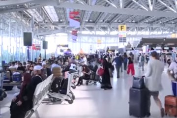 Украинцы ждут эвакуации с Китая, фото: скриншот YouTube