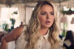 Анна Семменович. Фото: скриншот Youtube