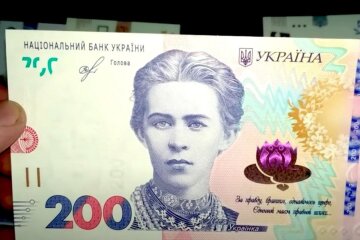 Больше миллиона украинцев получат новые выплаты: в Минсоцполитики рассказали, кто и сколько