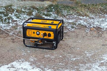 Генератор, блэкаут. Фото: YouTube