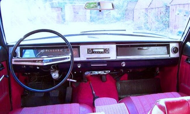 Салон "Волги" ГАЗ-2401. Фото: скриншот YouTube