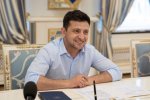 Озвучена сумма первой президентской зарплаты Зеленского. Как-то скромно для президента страны.