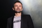 Вакарчук рассказал о своих квартирах и элитной иномарке. Говорит, что деньги не нужны