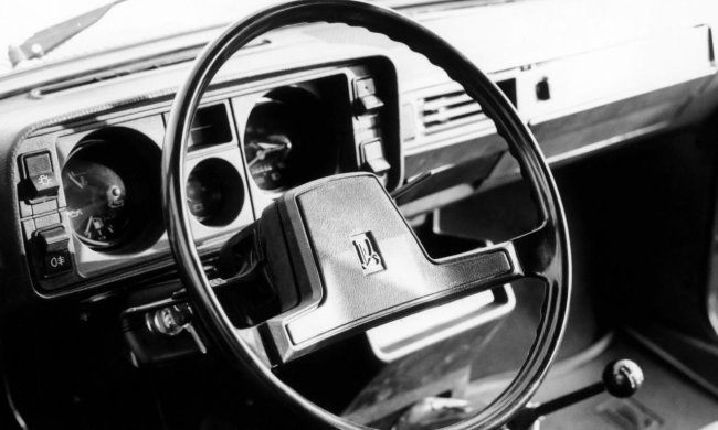 ВАЗ-2105, салон. Фото: avtoexperts.ru