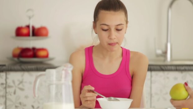 Завтрак. Фото: скриншот YouTube-видео