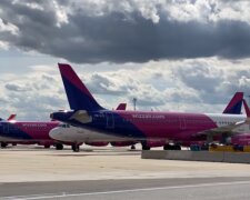 Компания Wizz Air заявила, что не восстановит украинские рейсы до 15 июня. Фото: скриншот YouTube