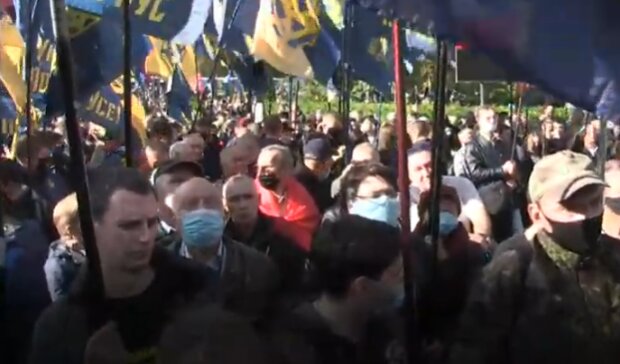Марш в Киеве. Фото: скриншот YouTube