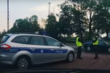 Польская полиция. Фото: скриншот YouTube