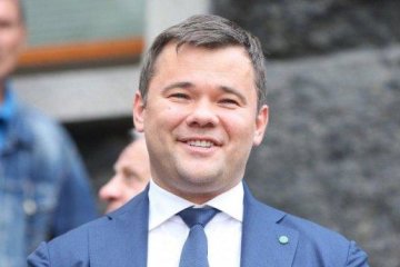 Журналисты около 2 часов ночи встретили Андрея Богдана на танцевальном фестивале "Белые ночи". Как Глава Офиса президента Украины кутил на фестивале