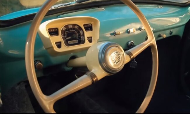 Салон "Запорожца". Фото: Youtube