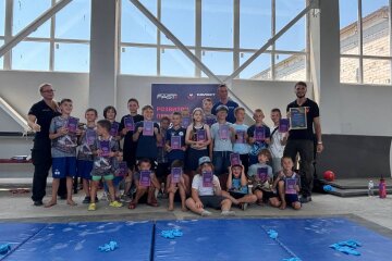 Favbet Foundation та FAST провели тренінг із домедичної допомоги для юних хокеїстів клубу «Морські вовки»
