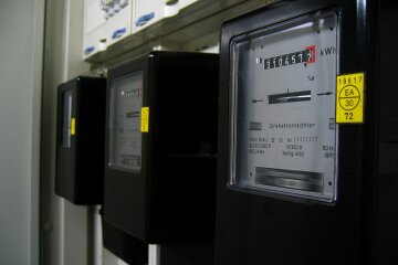 За світло здеруть три шкури: українці мають перевірити свої лічильники, обленерго сказало, які вже недійсні