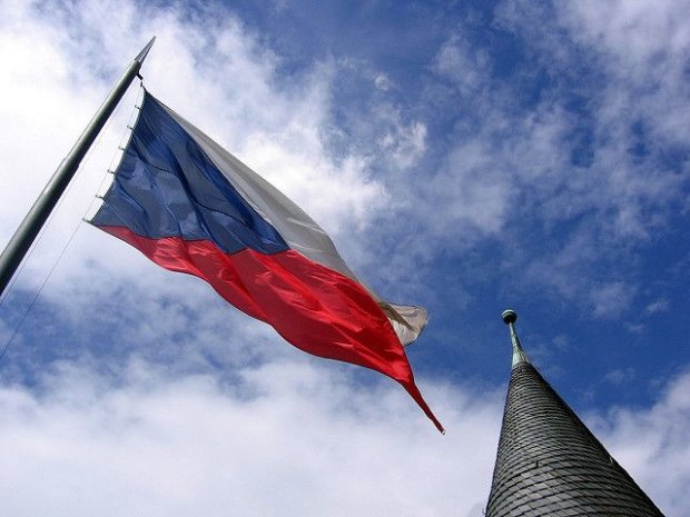 Чехия сделала неожиданный сюрприз Украинским заробитчанам: Изменила правила выдачи рабочих карт