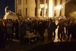 На Банковой снова собирутся люди, фото: newsone