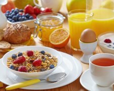 Составлен список самых полезных продуктов на завтрак