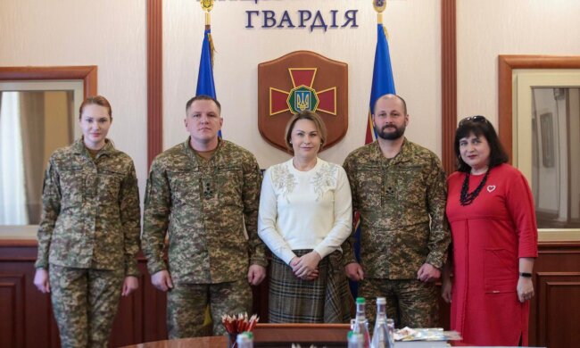 От фронта к библиотеке: почему Герой Украины Александр Пивненко посетил главную детскую библиотеку страны