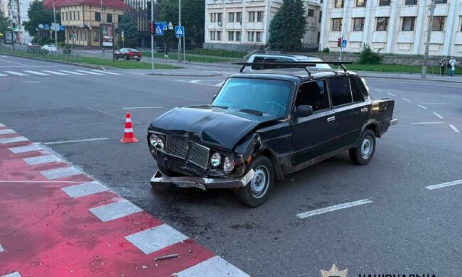 Поліція на місці смертельної ДТП у Печерському районі Києва