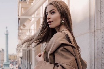 Внучка Софии Ротару в коротенькой юбочке показала идеальные ножки. Фото