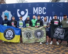 42 кілометри за 2 години і 50 хвилин: спецпризначенці "Омеги" потужно пробігли "Марафон незламності"