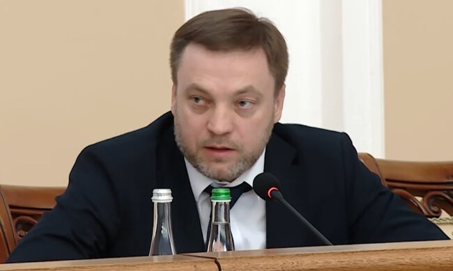 Денис Монастырский. Фото: скриншот YouTube-видео