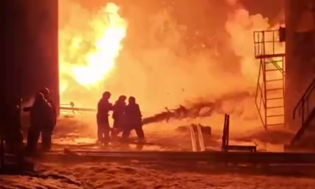 В эту игру можно играть вдвоем: в рф "бавовна" заглянула в цех по производству дронов и нефтебазу, эпичные кадры