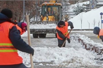 Коммунальщики, фото: ТСН