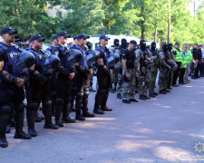 Полиция и Нацгвардия переходят на усиленный вариант несения службы! Украине угрожают масштабными тepактaми в День независимости. Рука Кремля?