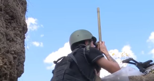 Наблюдение на Донбассе. Фото: скриншот YouTube-видео