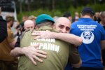 Відбувся черговий масштабний обмін полоненими фото. Фото: Telegram